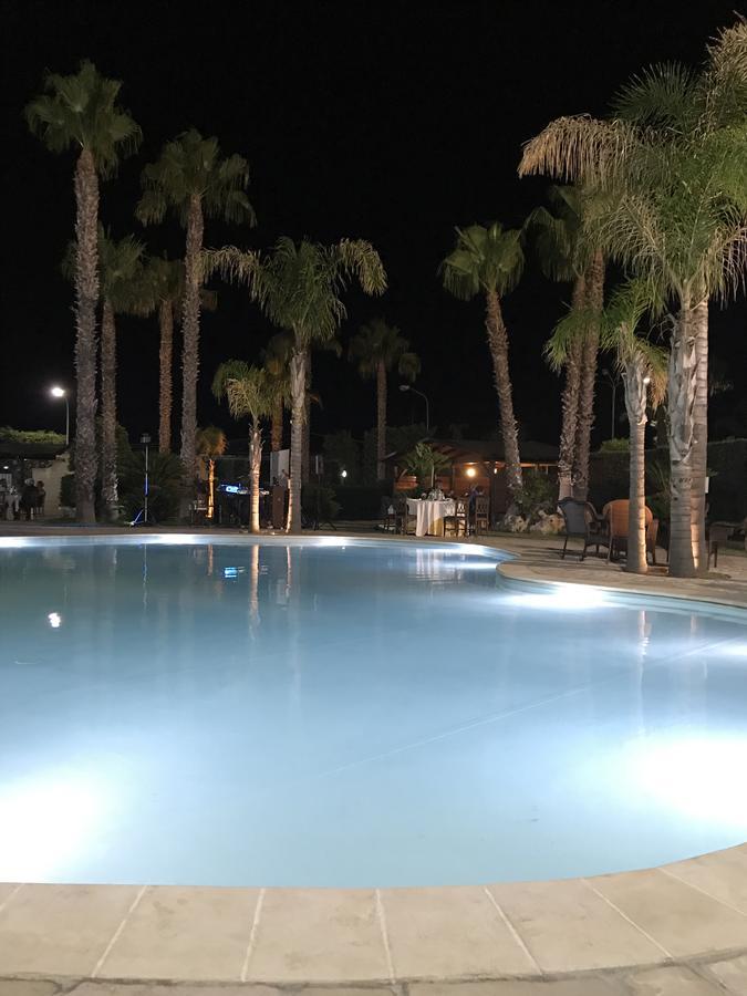 Villaggio Turistico Malibuu Manduria Luaran gambar